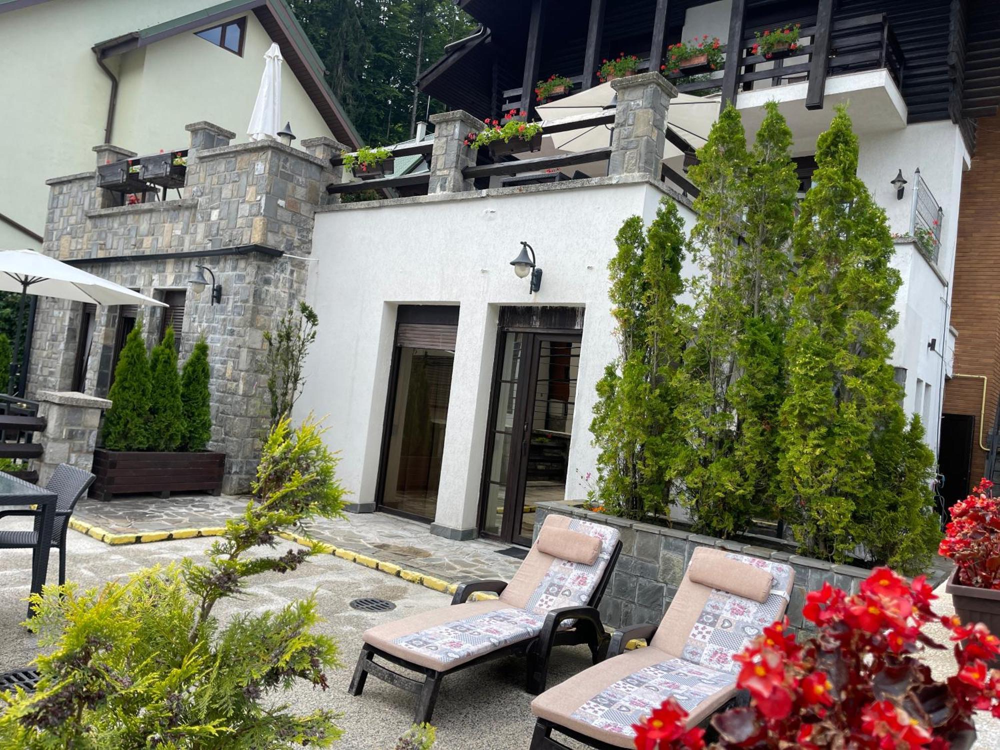 Vila Terase Hotel Sinaia Exterior photo